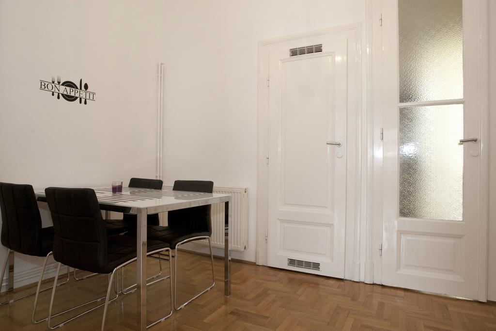 Alice Apartment Budapeste Quarto foto