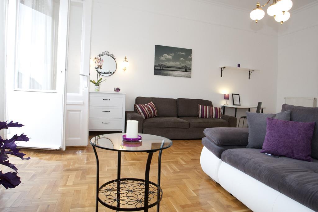 Alice Apartment Budapeste Quarto foto