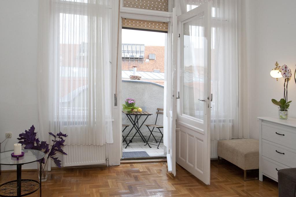 Alice Apartment Budapeste Quarto foto